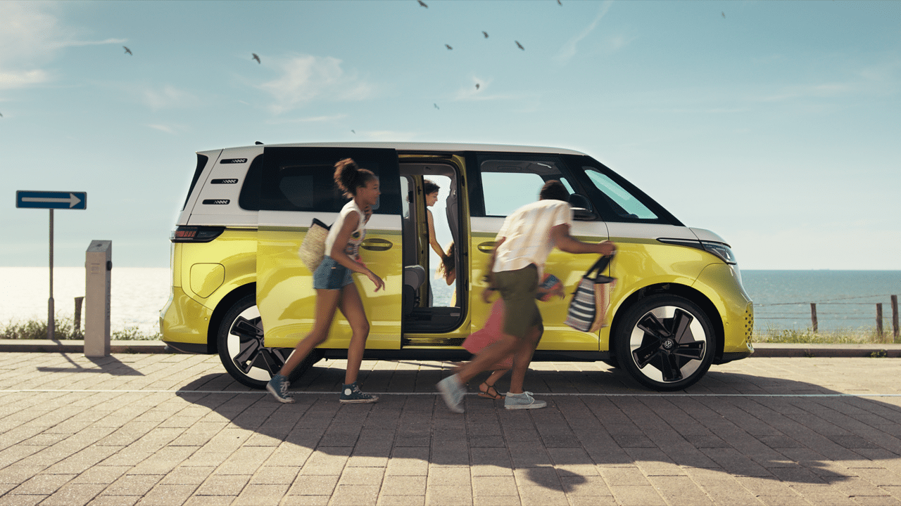 Web Ready PNG-VW_BUZZ_GRADED_ALL_2