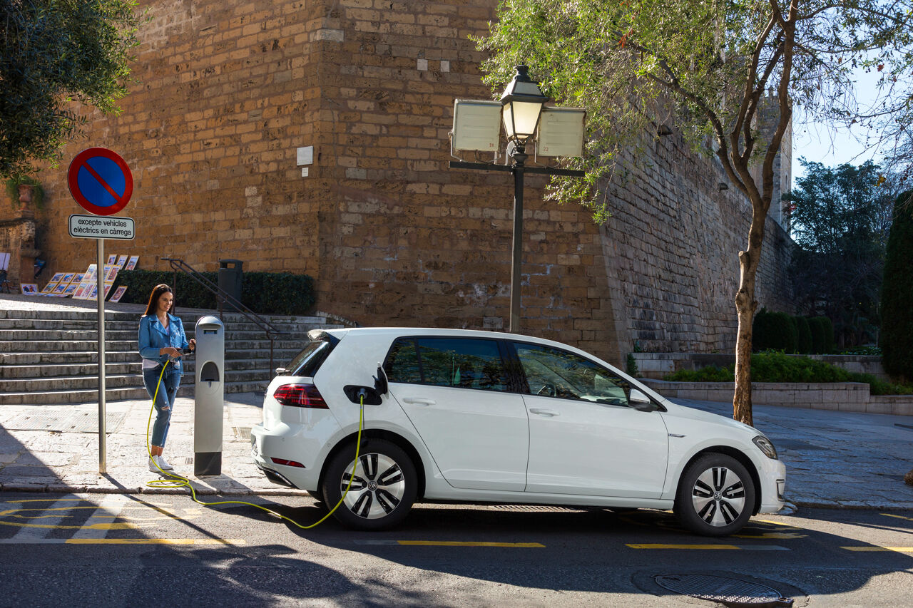 Volkswagen e-Golf (4)