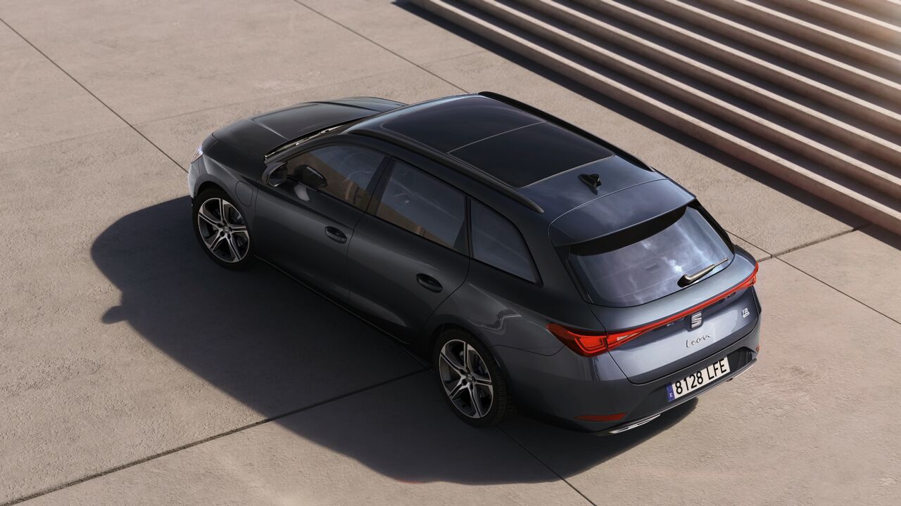 Web Ready JPG-LEON NF ST PHEV 043