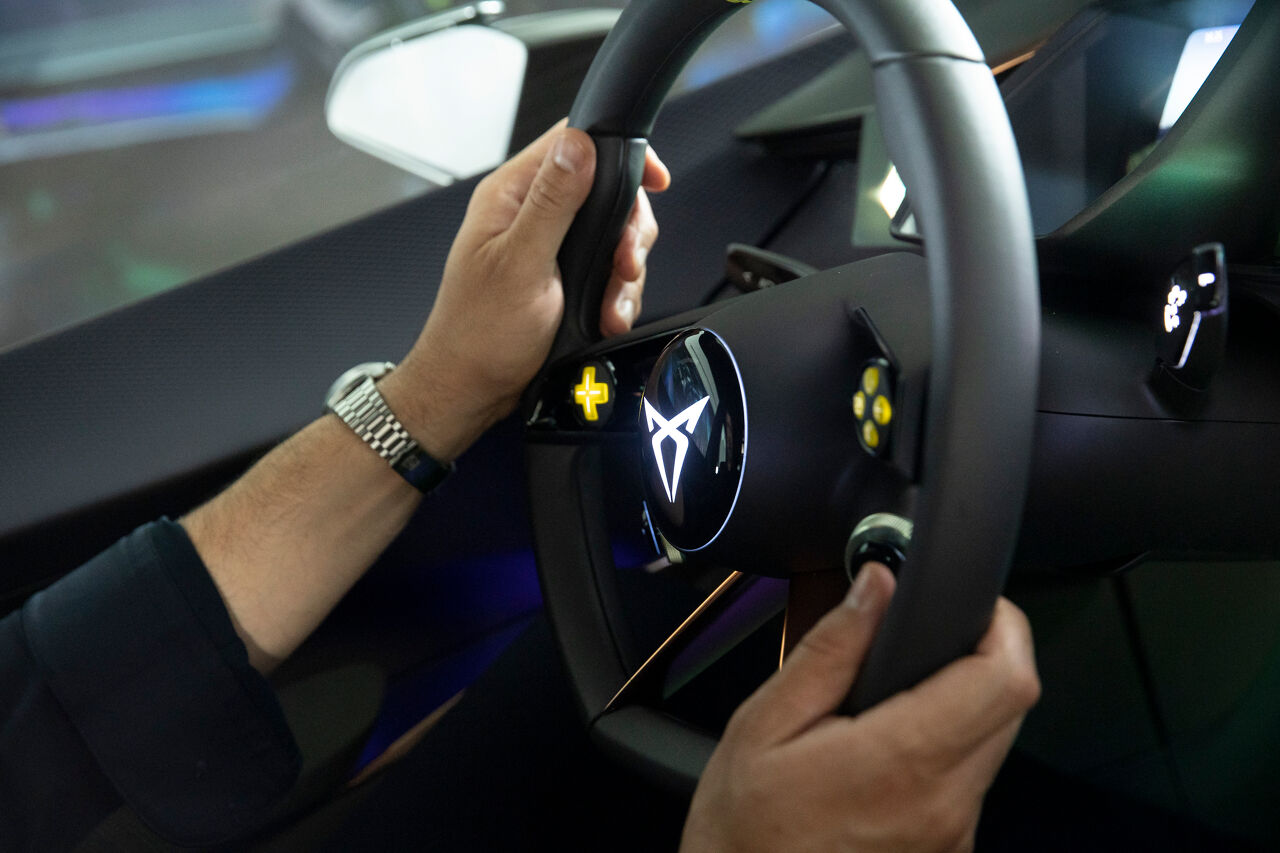 a-world-of-emotions-at-your-fingertips-03-hq