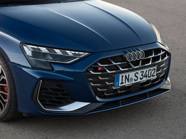 Audi S3 Limousine voorbumper