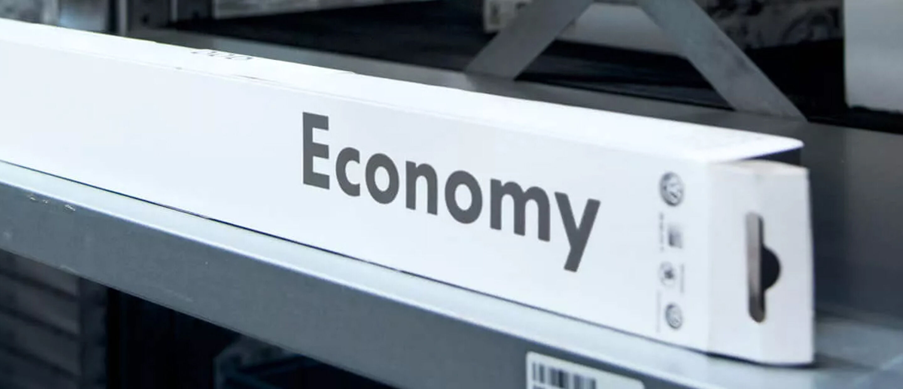 Wat is Economy service precies?