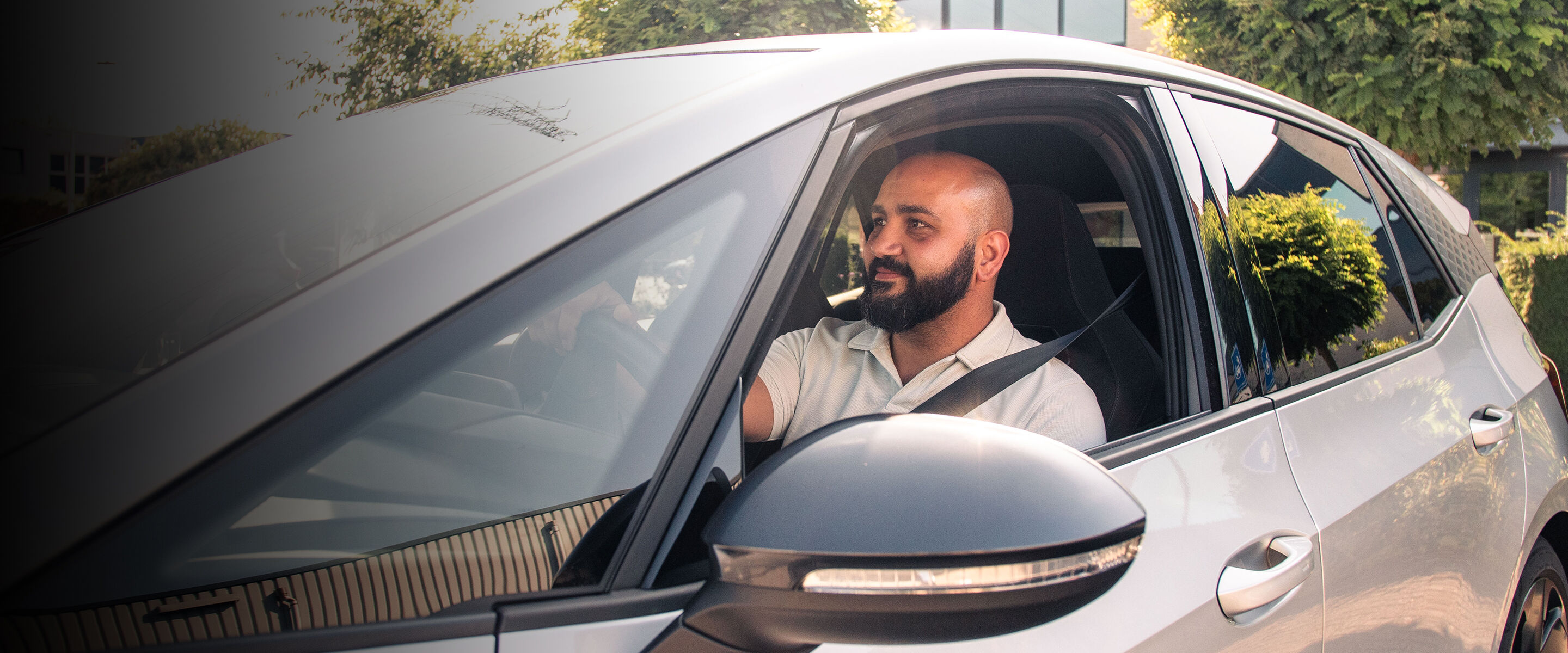 De CUPRA Born van Sasoon Aleksani: Elektrisch rijden met stijl en snelheid