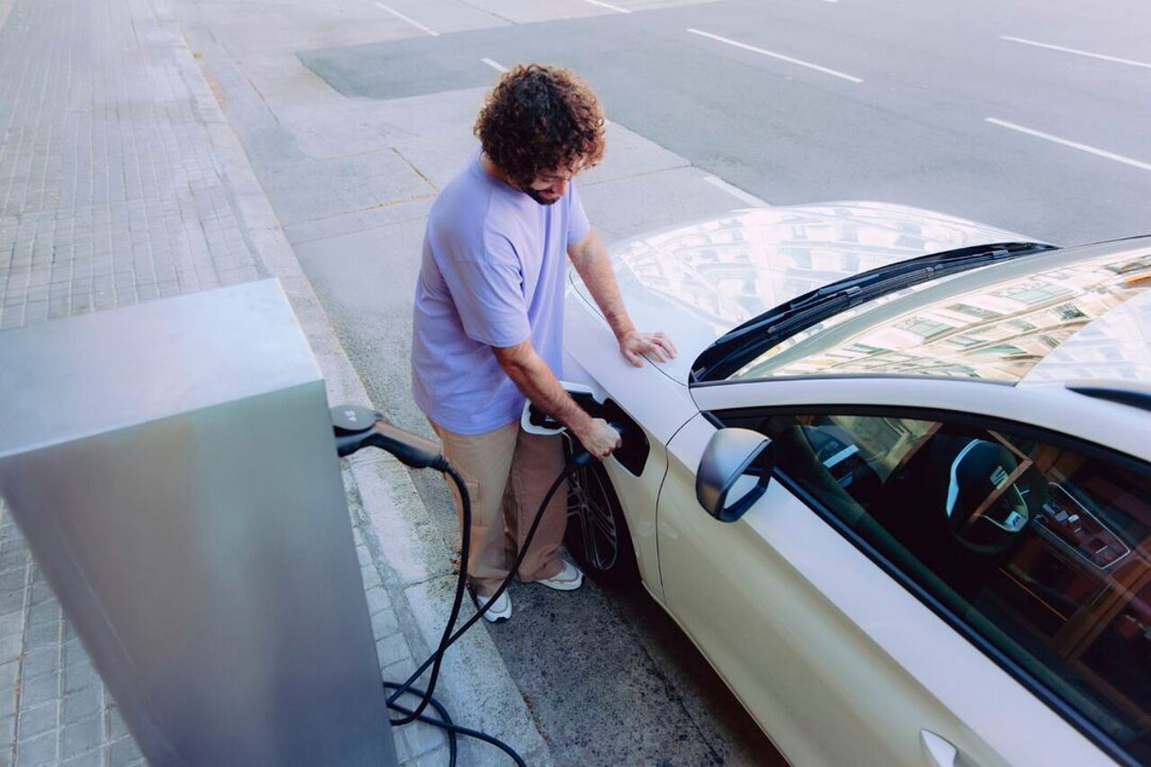 Large JPG-LEON NF ST PHEV 055