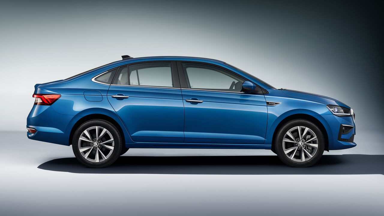 002-skoda-slavia-side-3200x1800-b2b15401-2