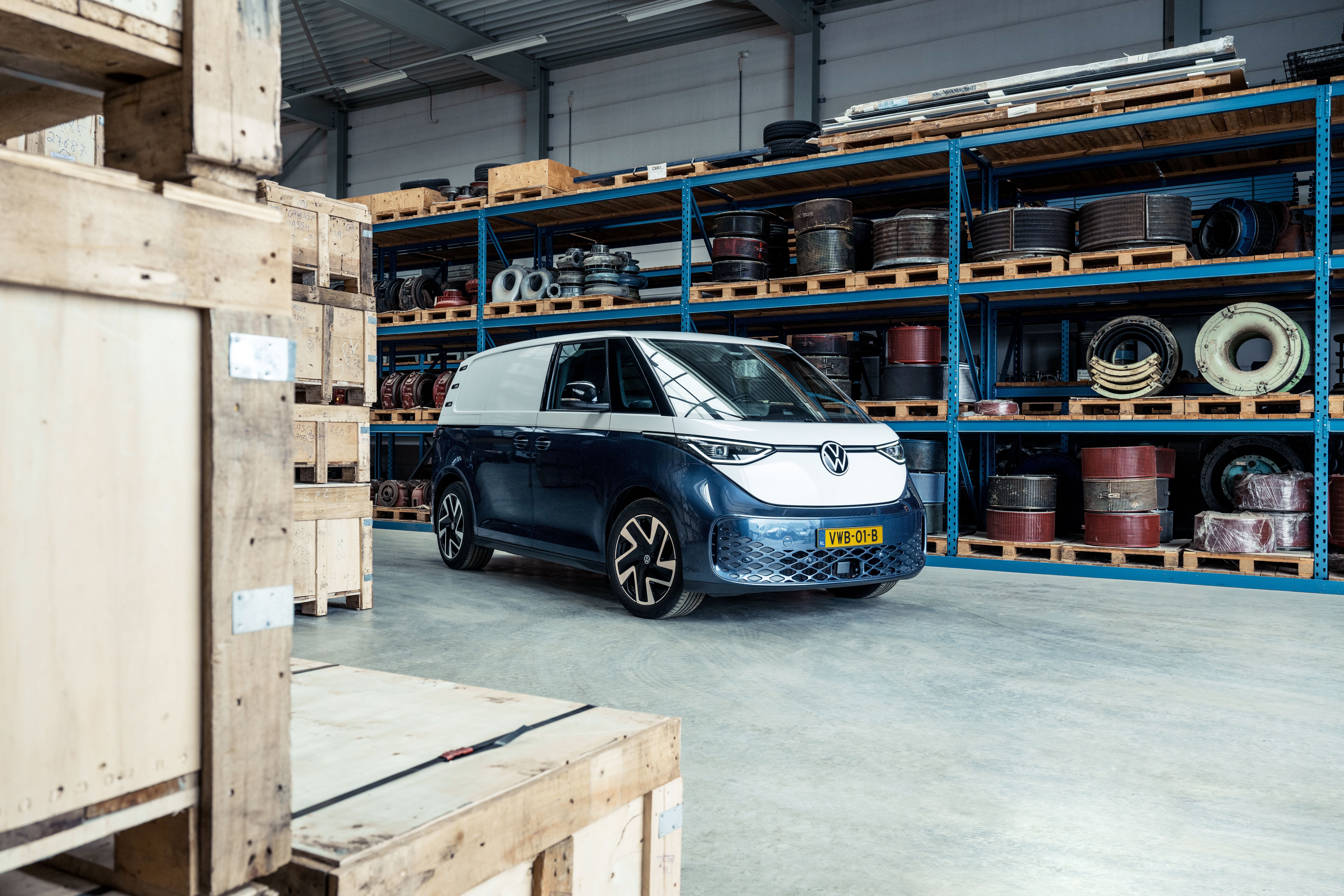 Web Ready JPG-Kopie van VW I.D. BUZZ CARGO X AMES-4 BEW