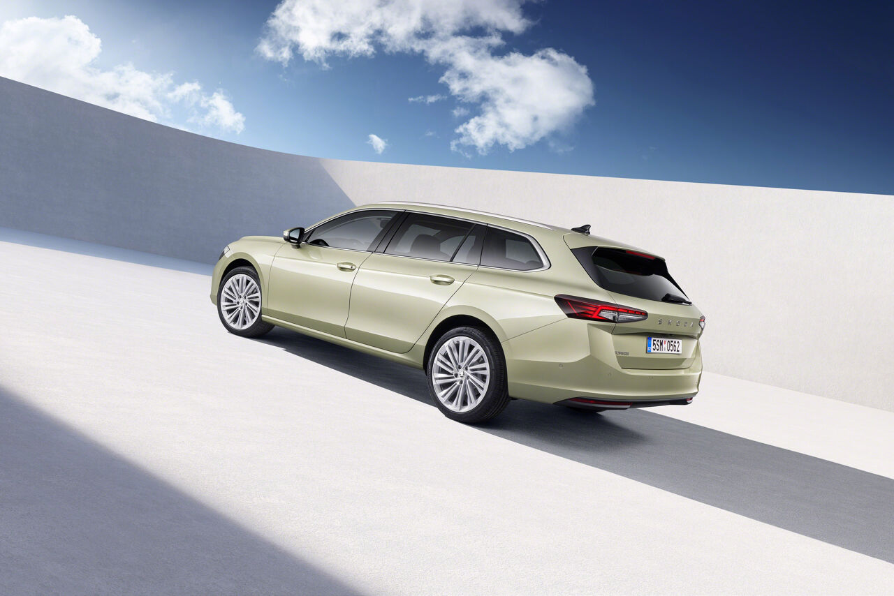 4egeneratieskodasuperb14