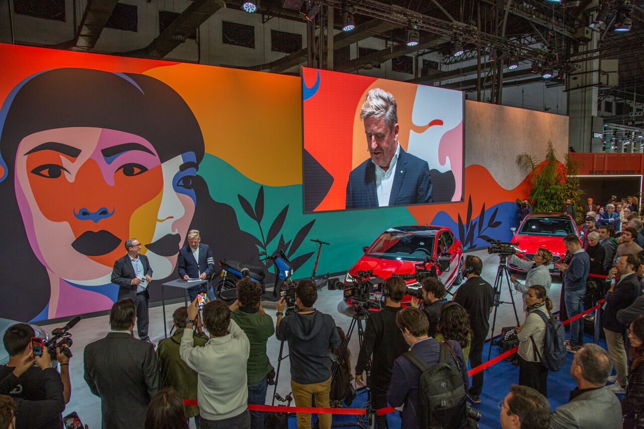 seat-sa-the-past-present-and-future-of-mobility-in-spain-hq-04