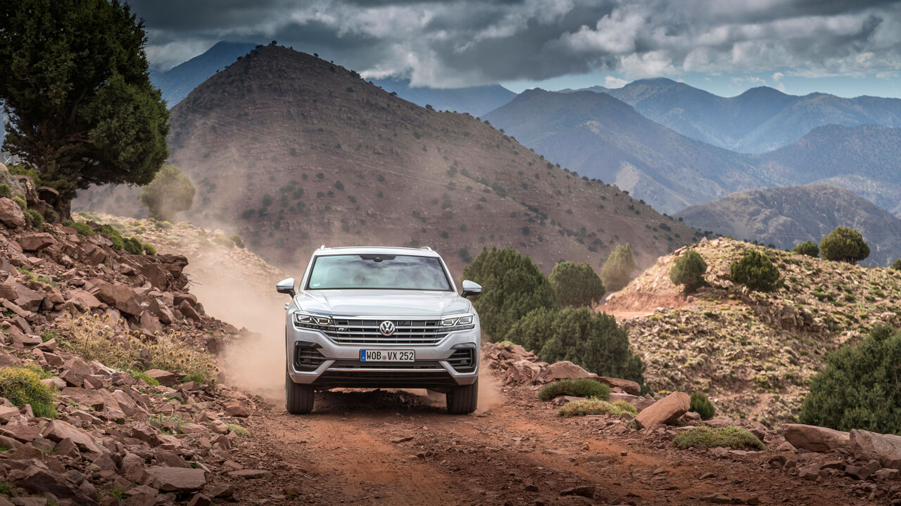 VW Touareg R-Line (6)