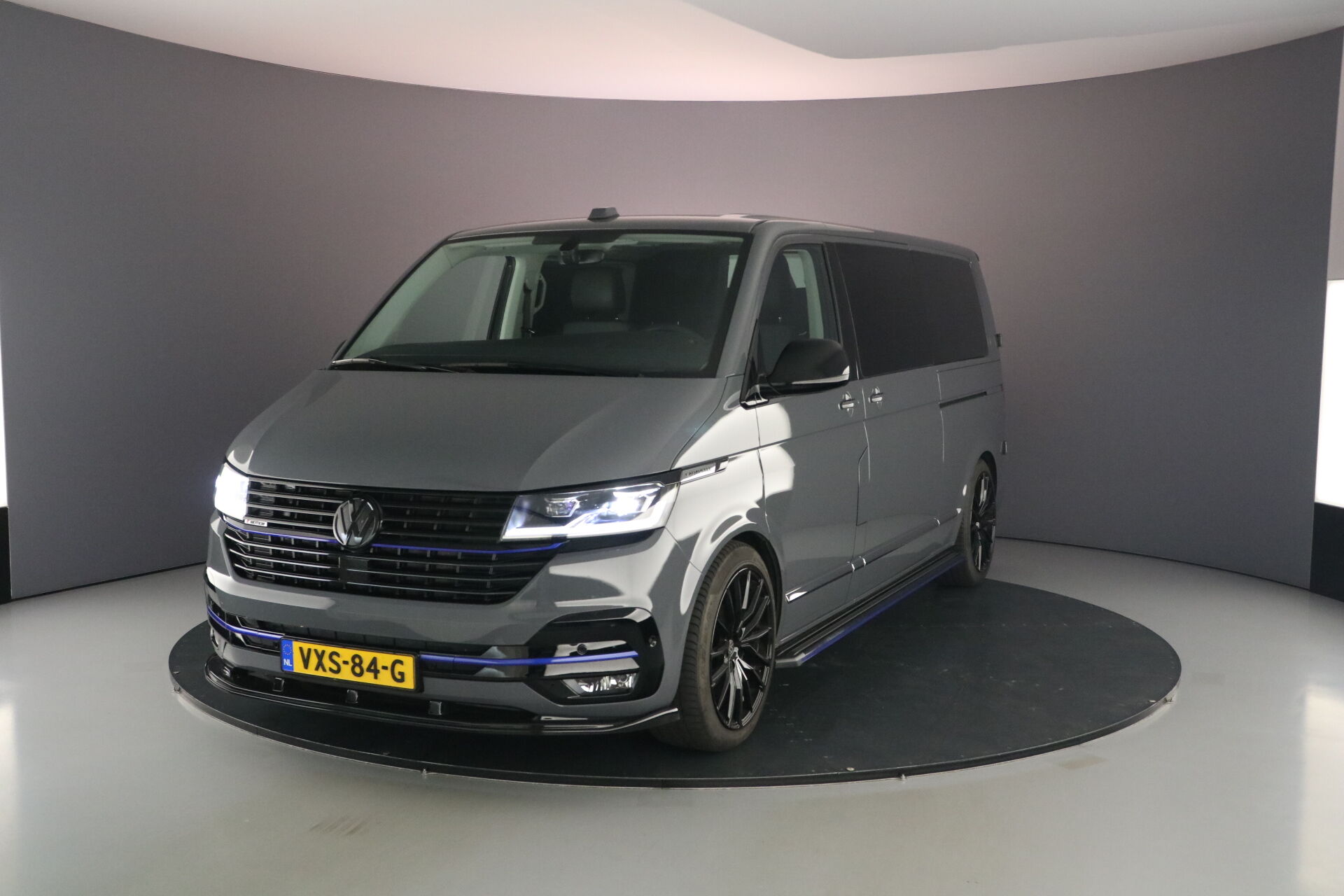 VW-Bedrijfswagens Caravelle Dubbele cabine