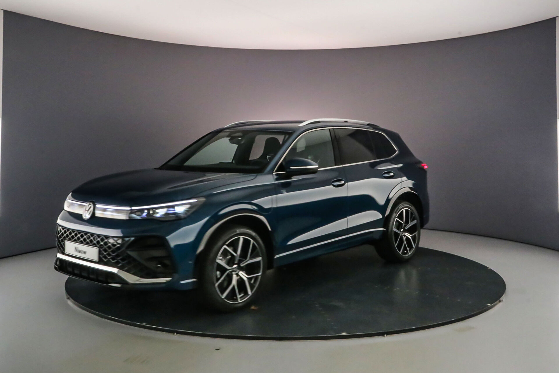 Volkswagen Tiguan 1.5 eHybrid 204 6DSG R-Line Business