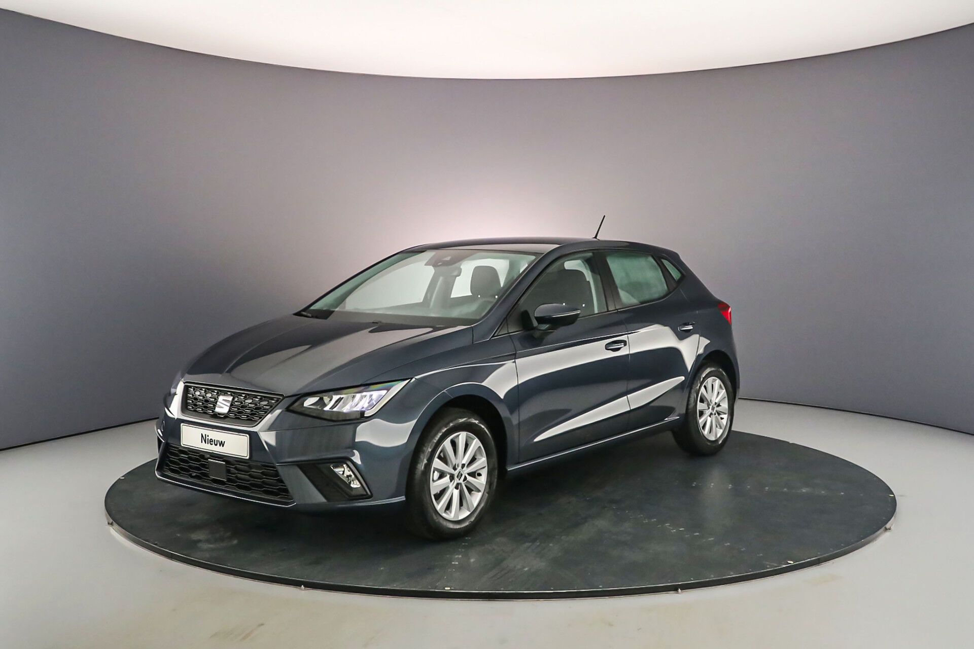 SEAT Ibiza 1.0 EcoTSI 95pk Style Plus private lease aktie 349,-