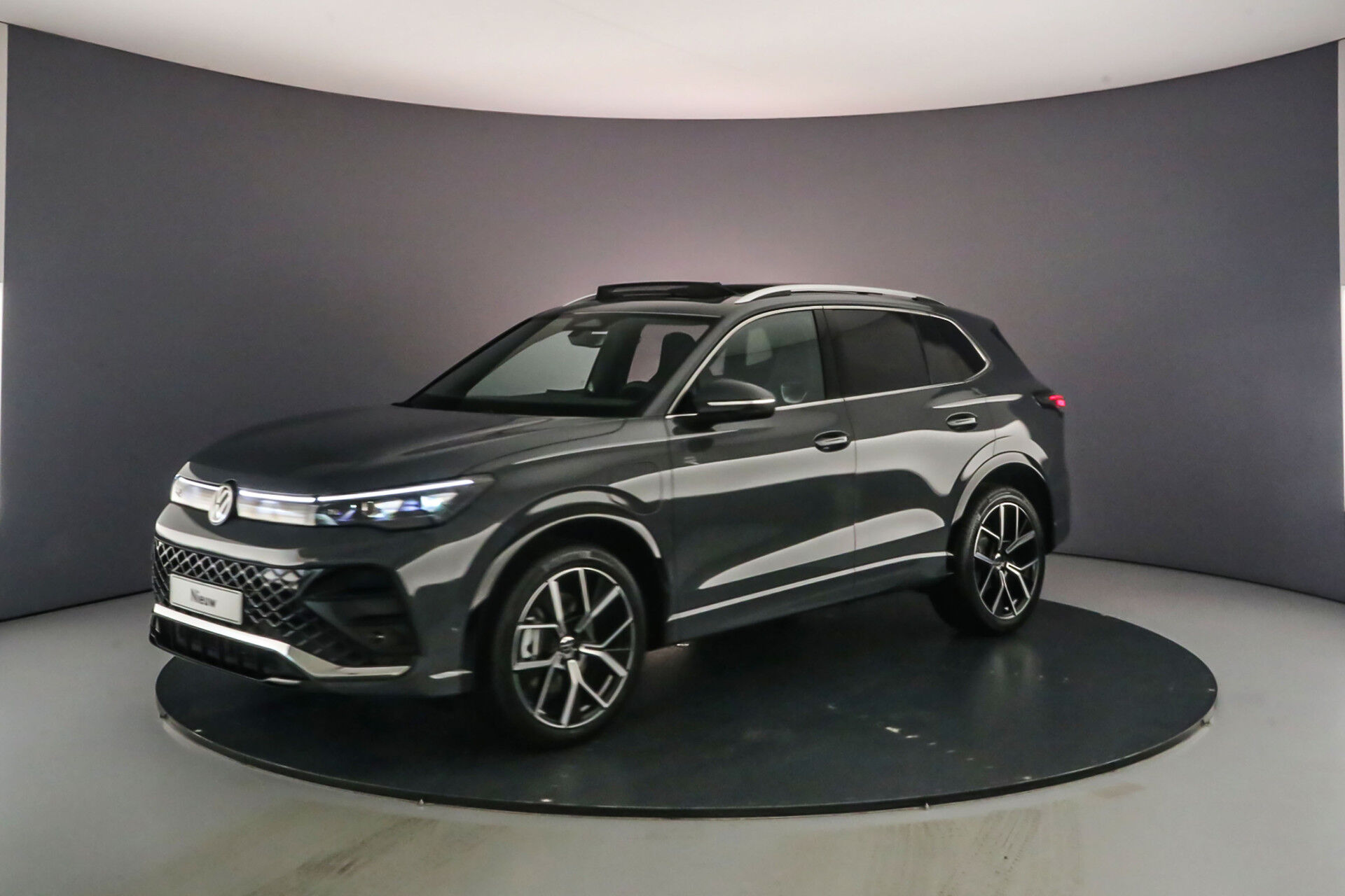 Volkswagen Tiguan 1.5 eHybrid 204pk R-Line Edition - eHybrid