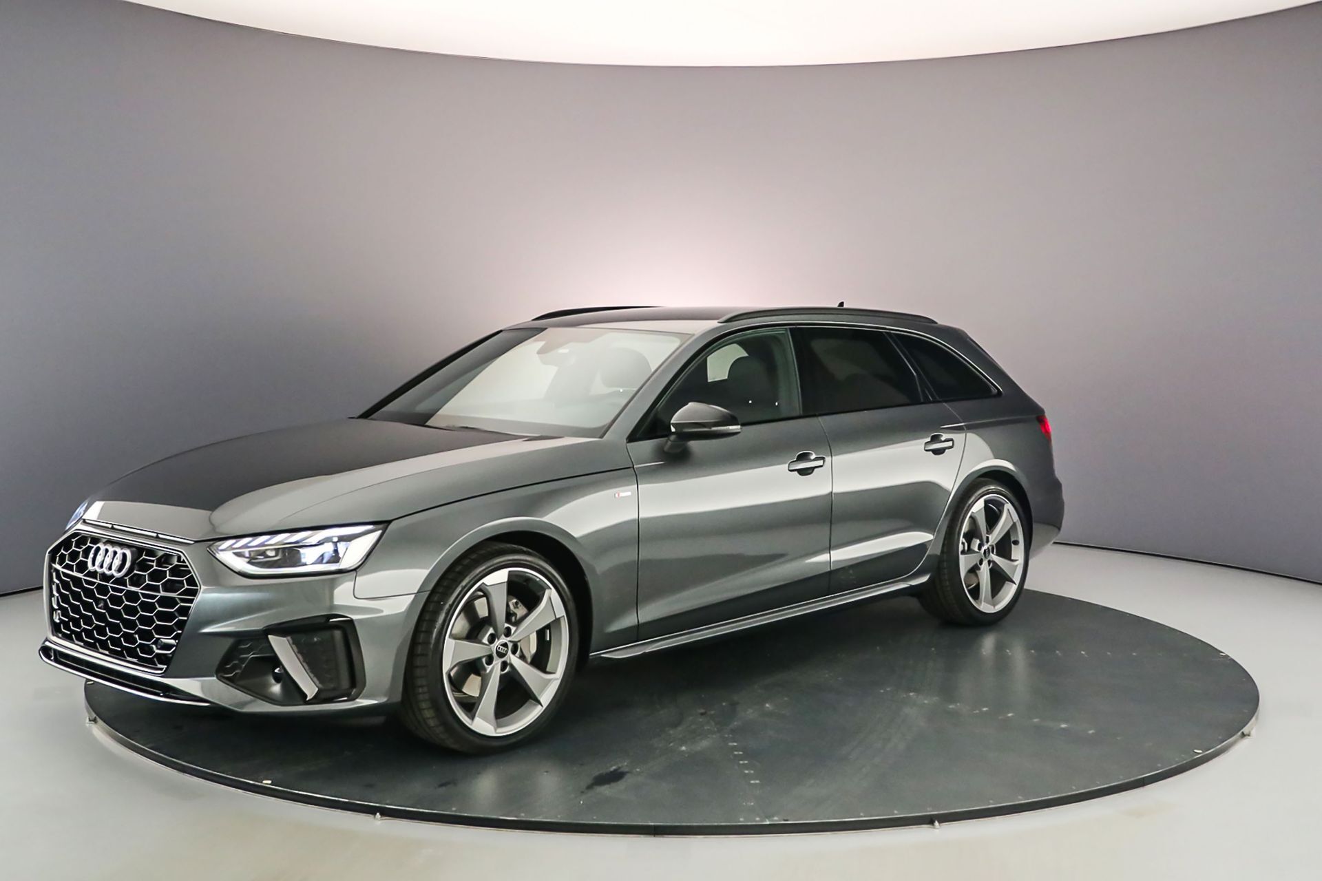 Audi A4 Avant Avant 40 TFSI S edition Competition