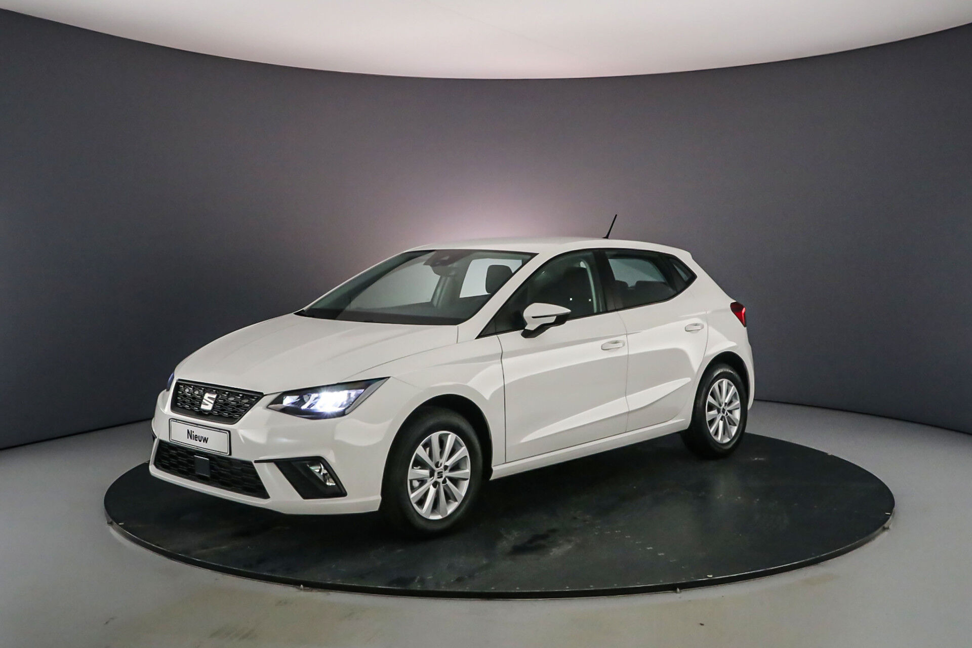 SEAT Ibiza 1.0 EcoTSI 95pk Style Plus private lease aktie 339,-