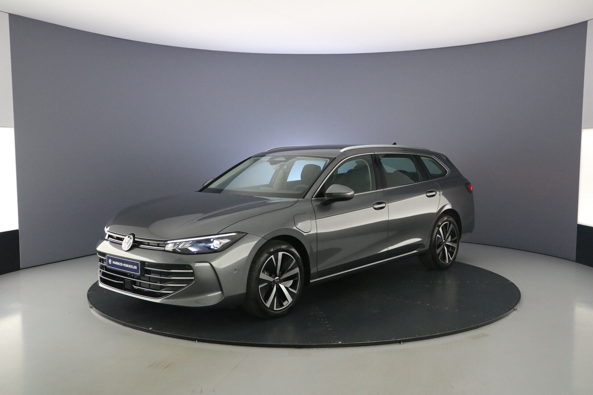 Volkswagen Passat Variant 1.5 eHybrid 204pk Business - eHybrid