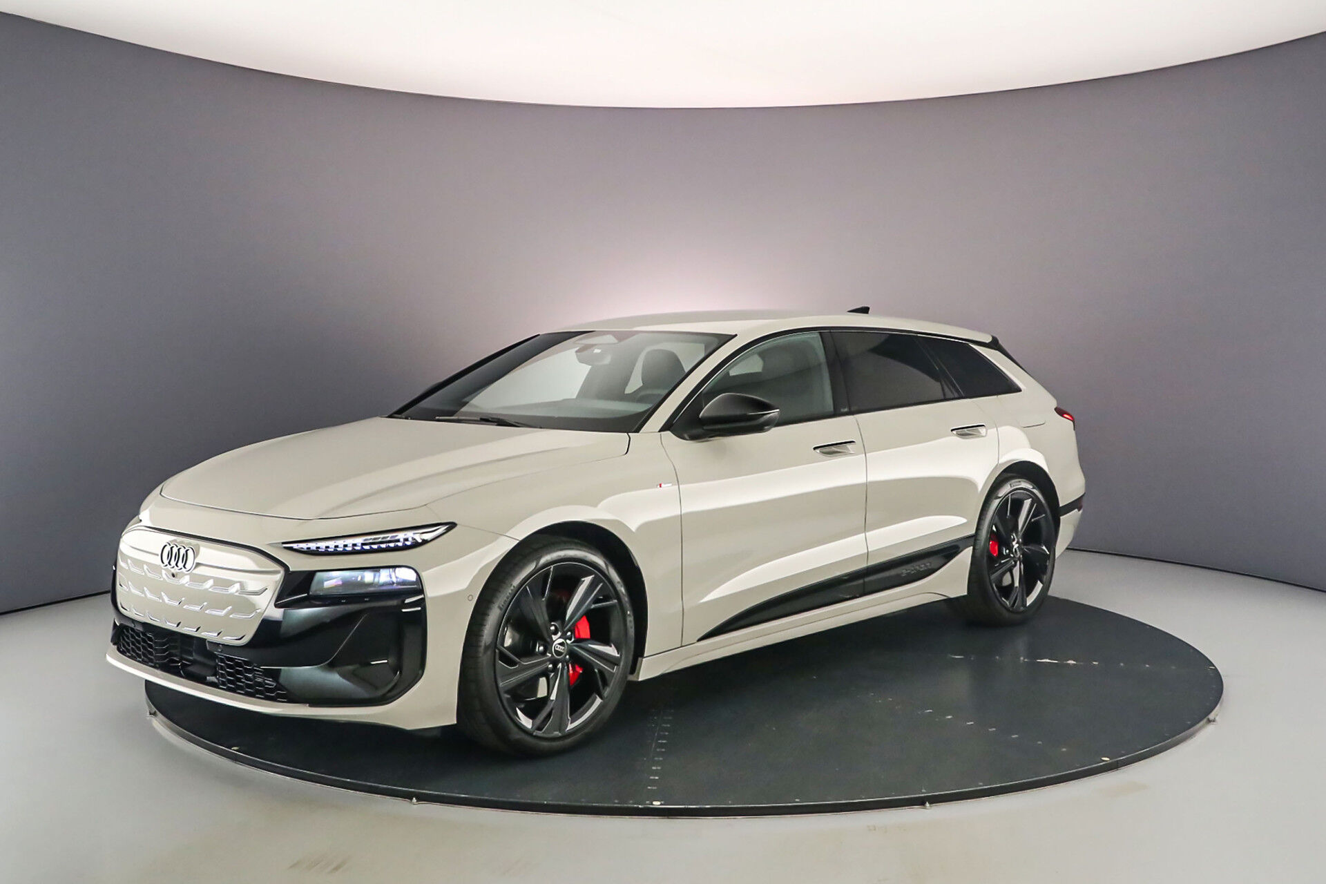 Audi A6 Avant e-tron e-tron 367pk S edition