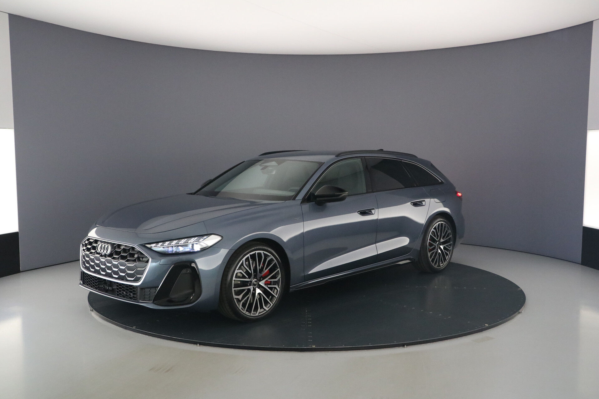 Audi A5 Avant e-hybrid quattro 299pk S edition