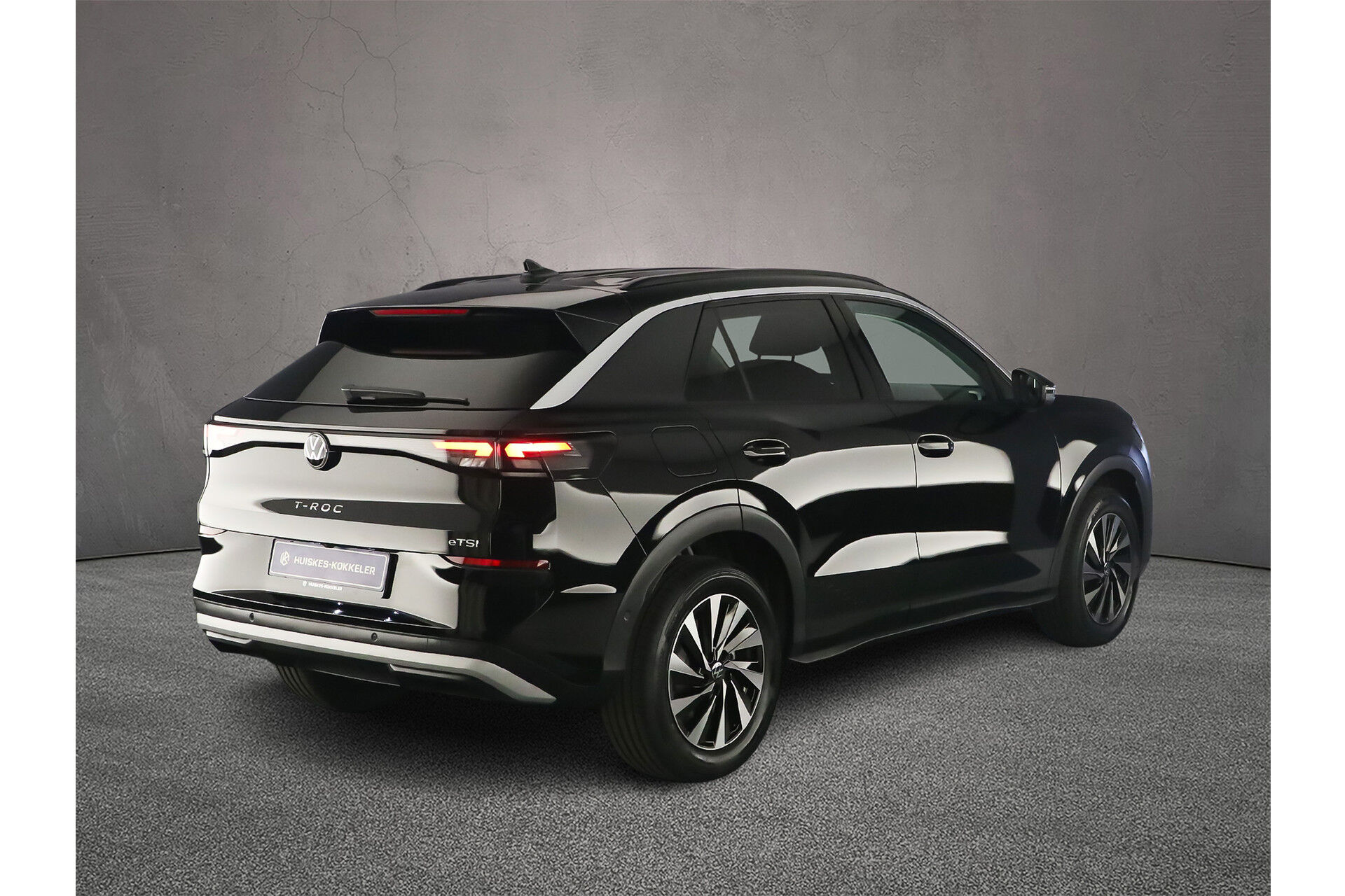 Volkswagen T-Roc EERSTE VAN NL! 1.5 eTSI 116pk Life First Edition