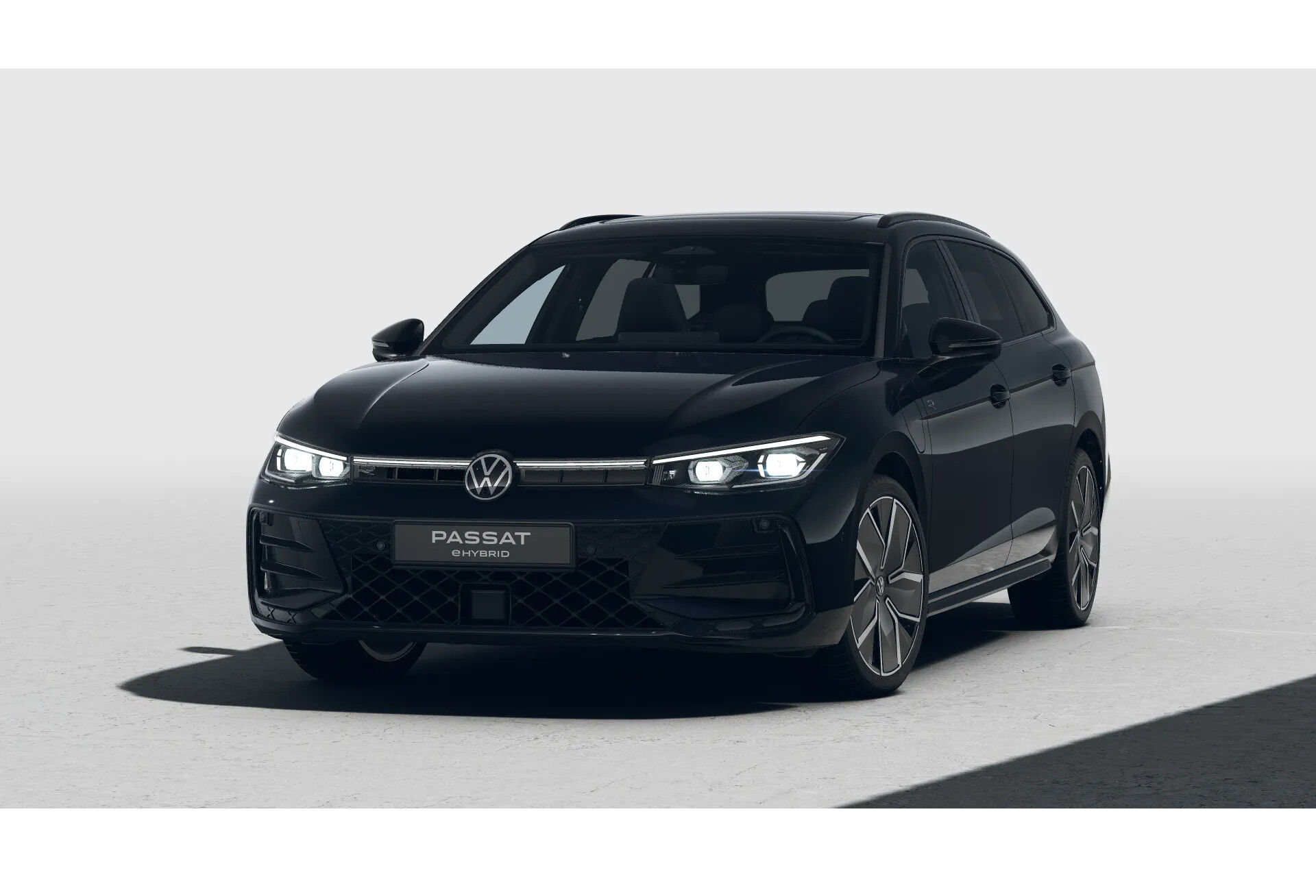 Volkswagen Passat Variant 1.5 eHybrid 272pk R-Line Edition - eHybrid