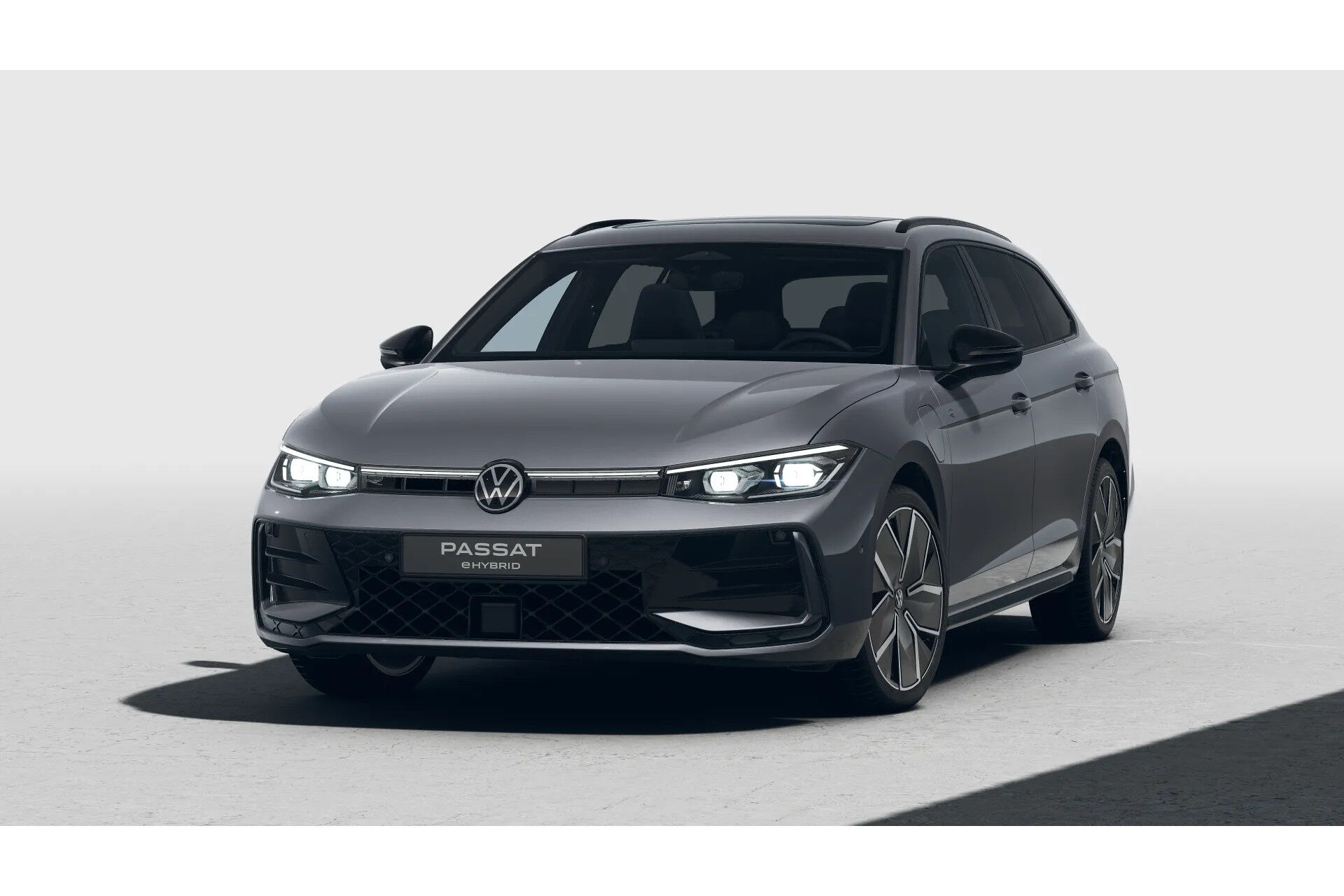 Volkswagen Passat Variant 1.5 eHybrid 272pk R-Line Edition - eHybrid