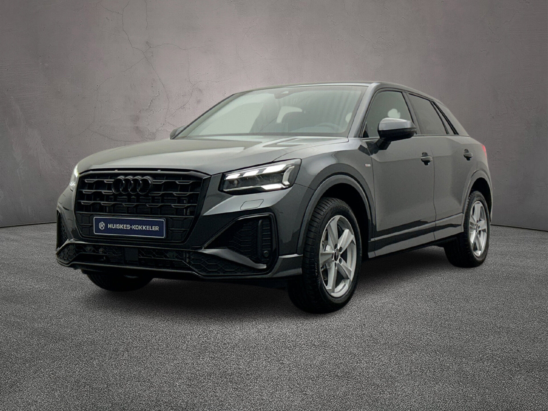 Audi Q2 35 TFSI 150pk S edition - Zwart Optiek - Stoelverwarming - Comfort key