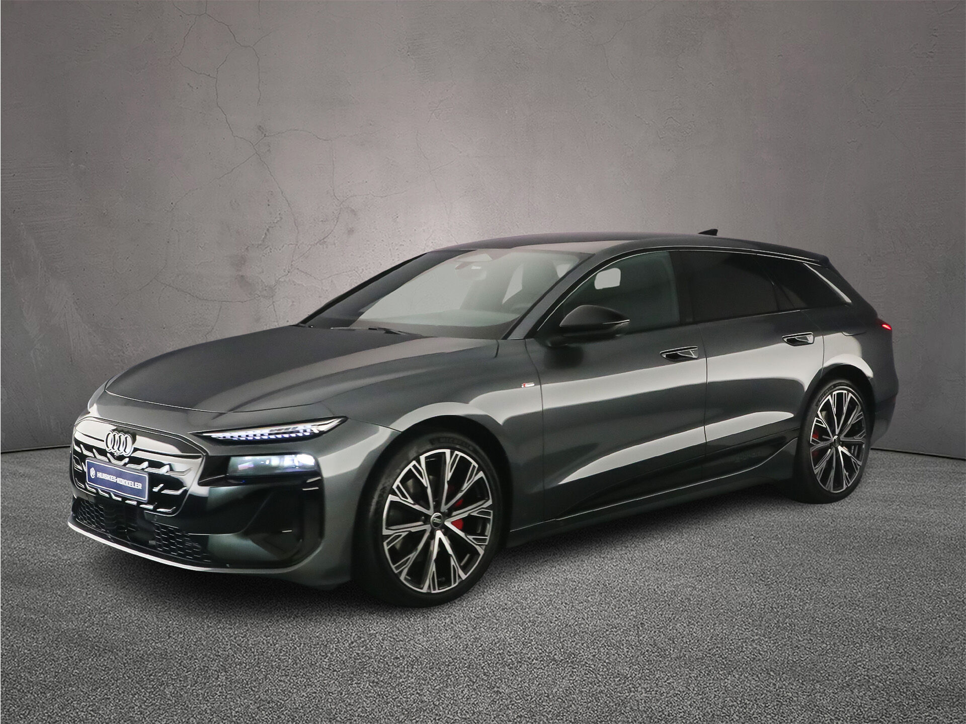 Audi A6 Avant e-tron 83 kWh elektromotor 286pk S edition - Winterpakket - 21 wielen - Privacy Glas - Rode remzadels