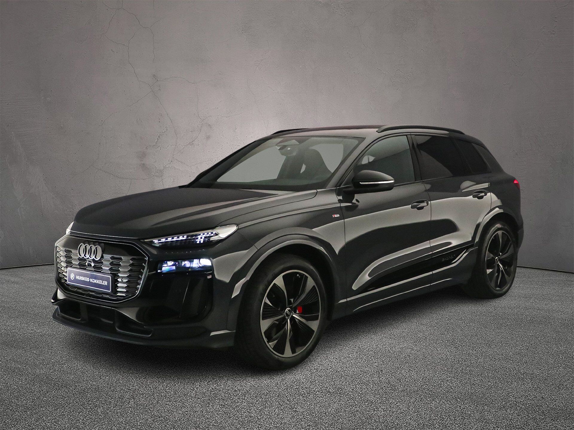 Audi Q6 e-tron e-tron 252pk S edition