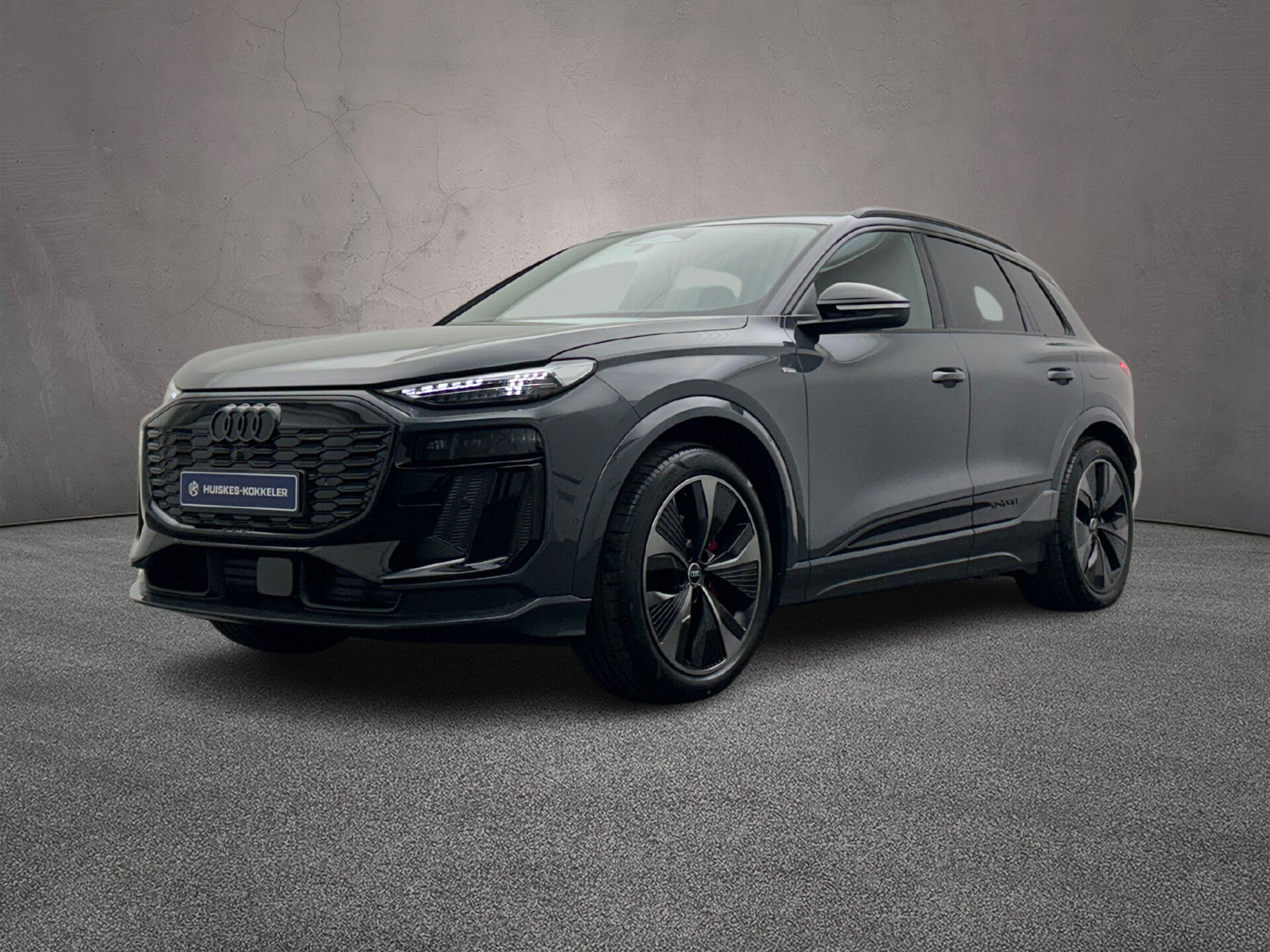 Audi Q6 e-tron e-tron 252pk S edition