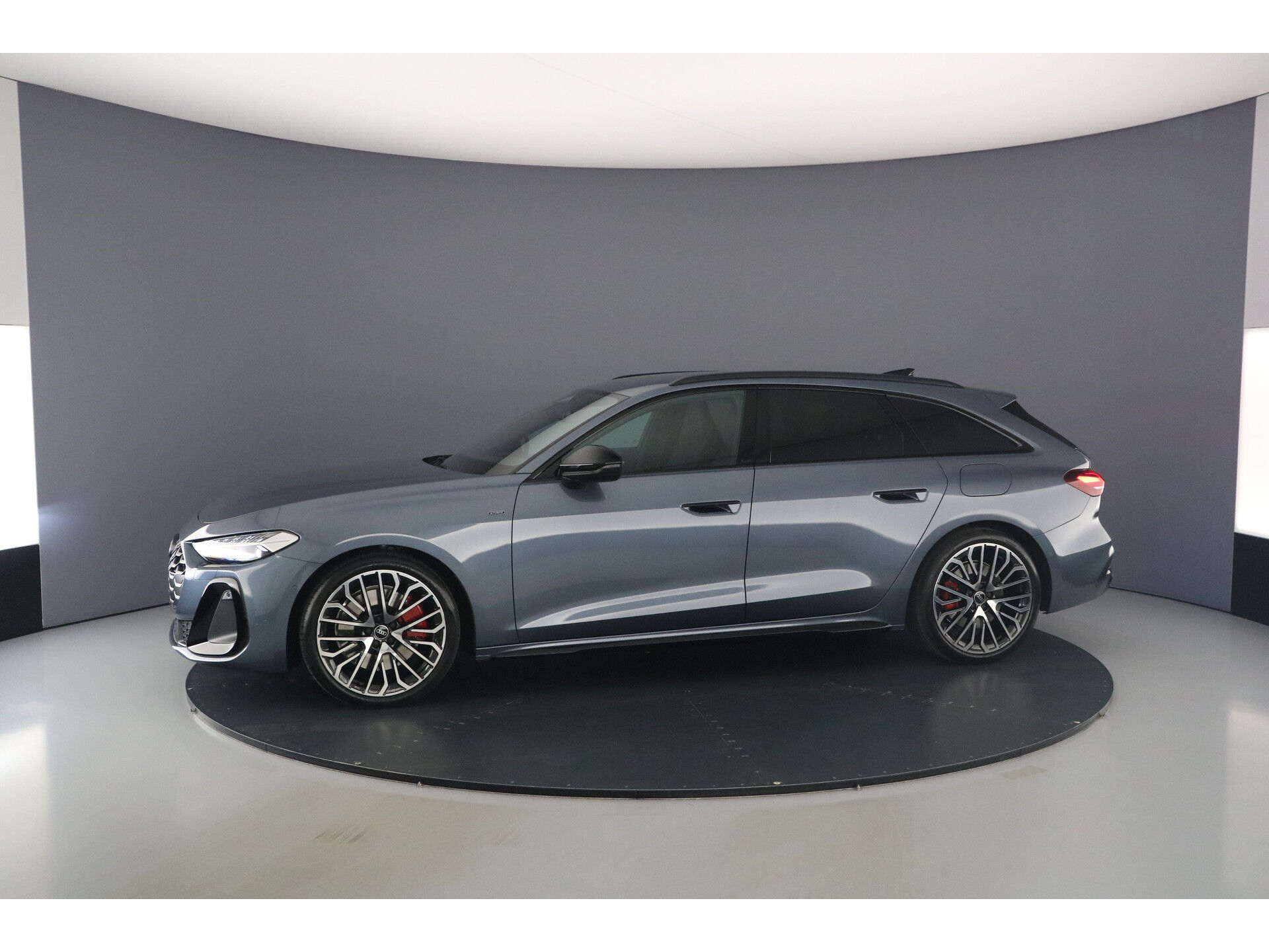 Audi A5 Avant e-hybrid quattro 299pk S edition